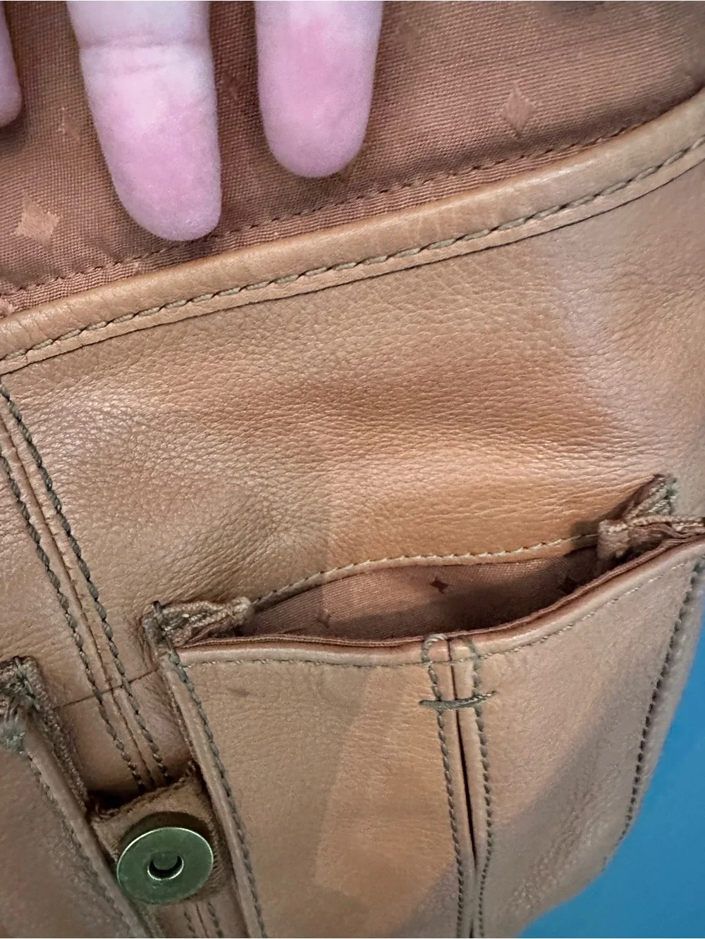 Fossil genuine leather cognac Crossbody bag